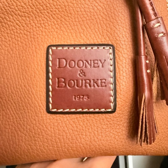 🍑DOONEY FREAKING BOURKE!!! LIKE NEW!!🍑 - Picture 3 of 6